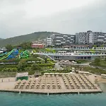 La Blanche Island Bodrum Курортный комплекс Гюверджинлик