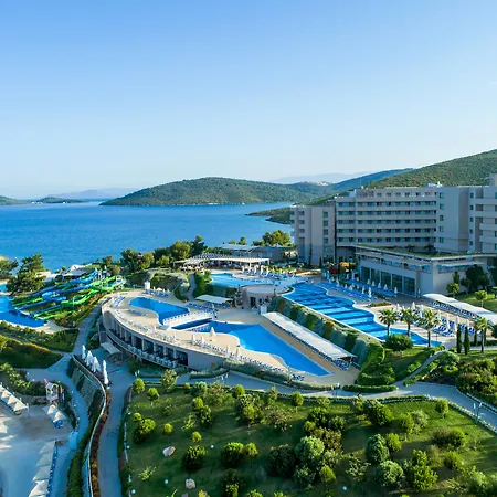 리조트 La Blanche Island Bodrum 5*