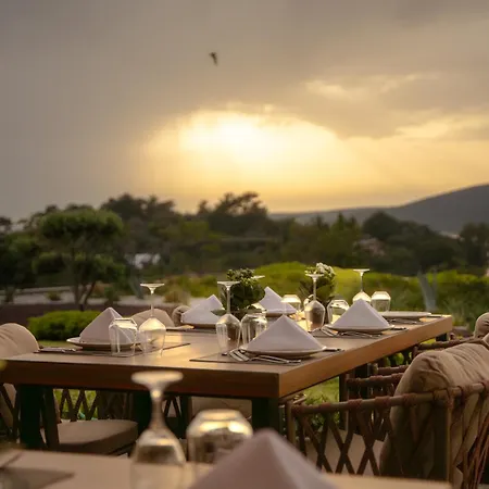 Resort La Blanche Island Bodrum 5*